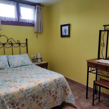 Apartamento Rural Onís Buitenkant foto